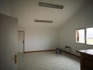 Location - Entrepôt - 185m² - Mesinges